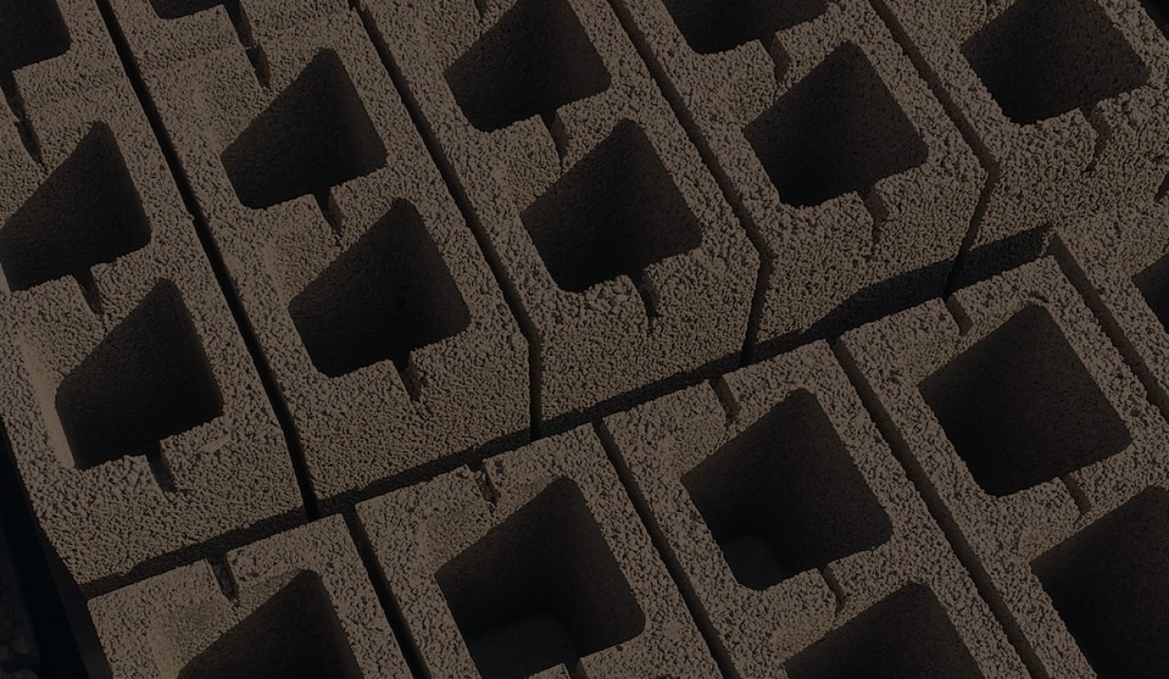 Grid of Partanna Bricks.